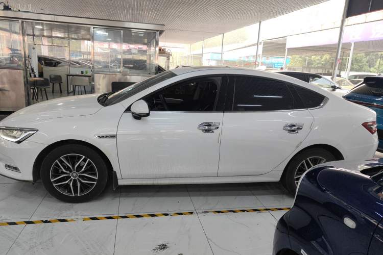 Used BYD Qin Pro New Energy 2019 EV Super Edition Standard Version Smart Connect Leading Style