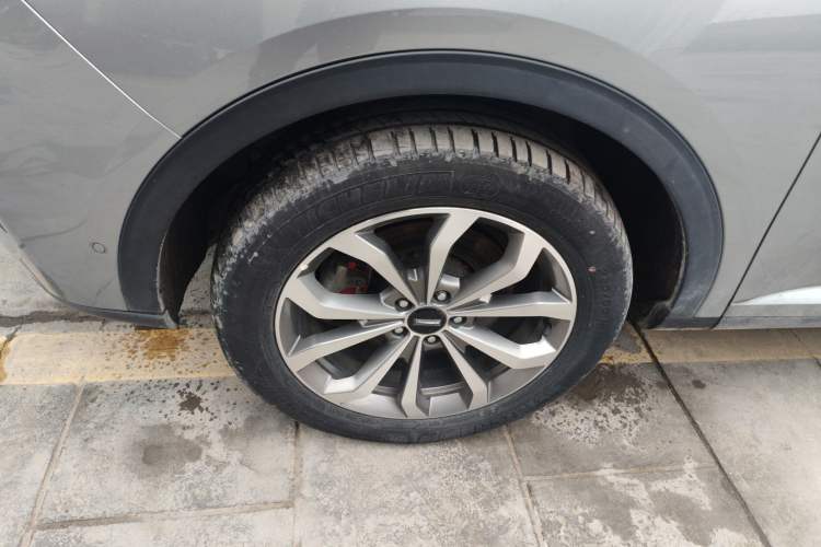 Used Wey VV6 2018 2.0T Two-Wheel Drive Flagship Version China V Standard
