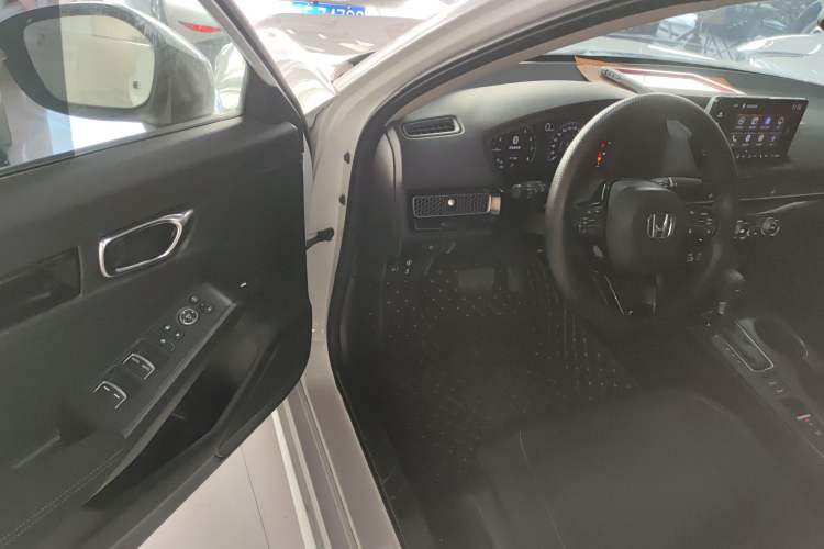 Used Honda Civic 2022 240TURBO CVT Dynamic Edition
