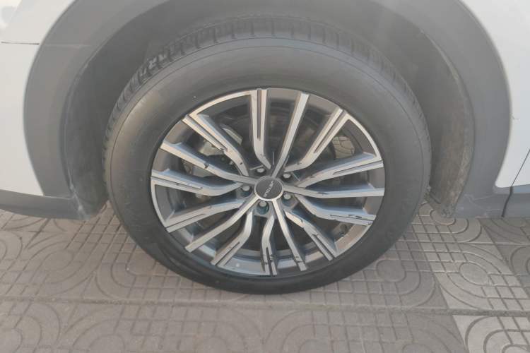 Used JETOUR X70 PRO 2023 1.5T DCT Comfort Edition 5 Seats
