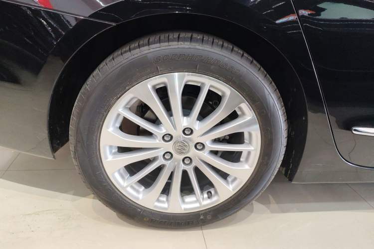 Used Buick LaCrosse 2016 28T Luxury Version