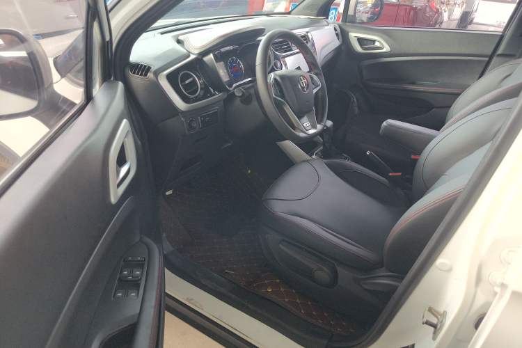 Used Brilliance V3 2015 1.5L Automatic Smart Version