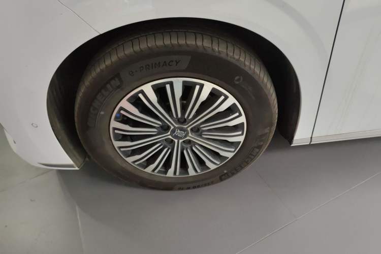 Used BYD Xia 2025 DM-i 1.5T 180km Beyond Edition