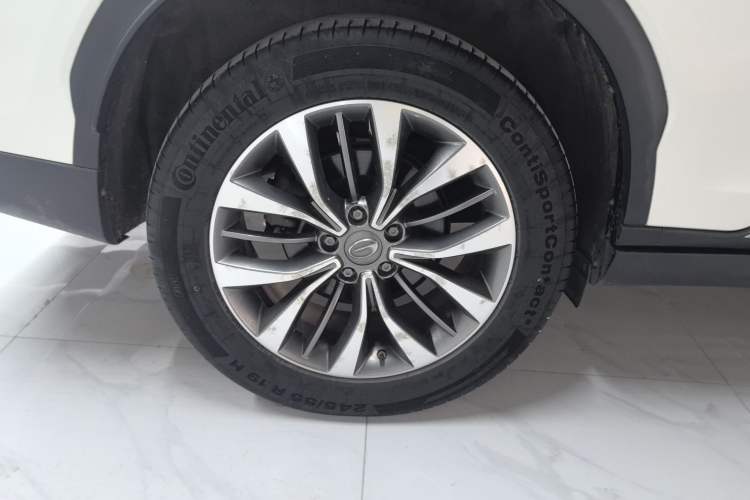 Used GAC Trumpchi GS8 2017 320T Two-Wheel Drive Luxury Smart Connectivity Version (7 Seats)
