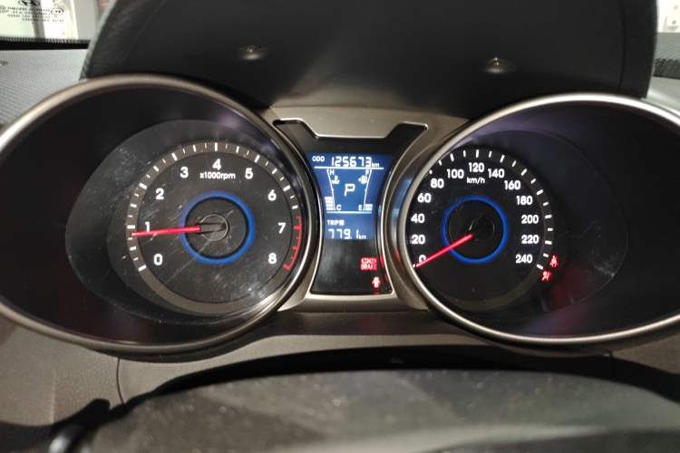 Used Hyundai Veloster 2011 1.6L Automatic Luxury Edition