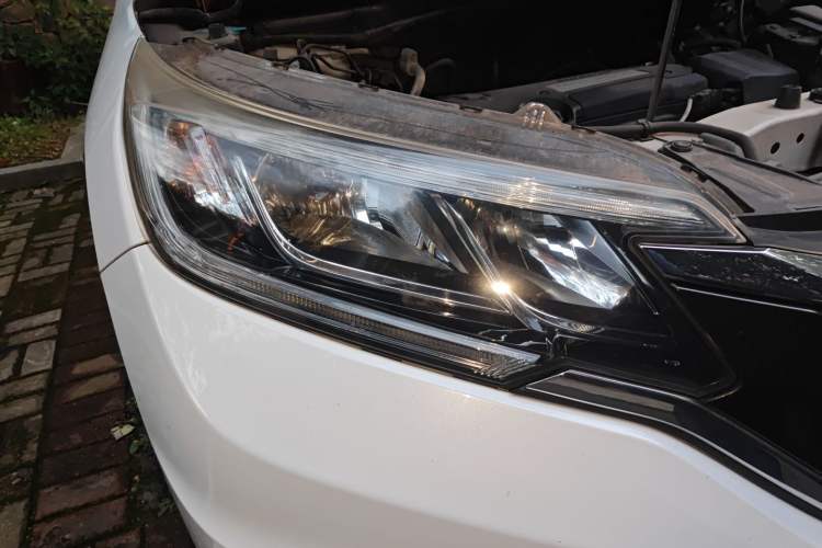 Used Honda CR-V 2015 2.4L four-wheel drive luxury version
