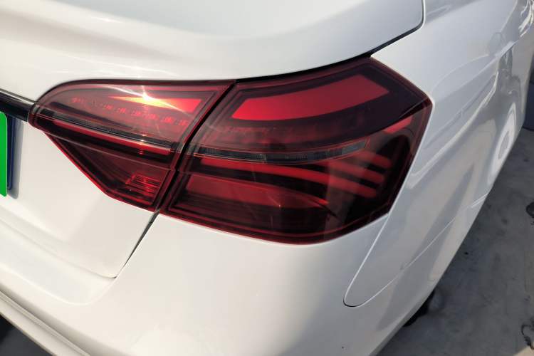 Used Geely Auto Emgrand 2018 1.5L Manual Upward Connect Edition
