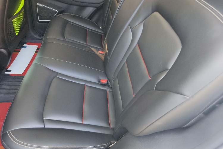 Used Geely Auto Emgrand X7 Sport 2018 1.8TD Automatic Two-Wheel Drive Smart Connect 4G Internet Edition