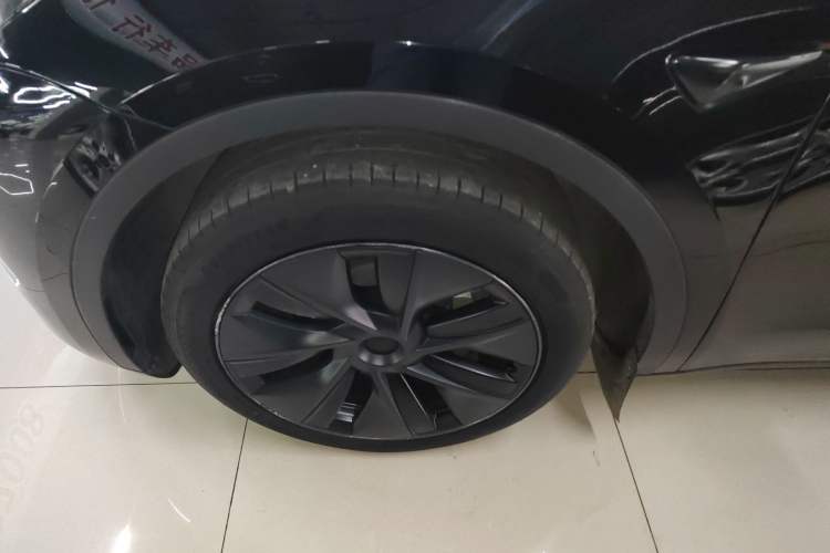Used Tesla Model Y 2023 Rear-Wheel-Drive Version