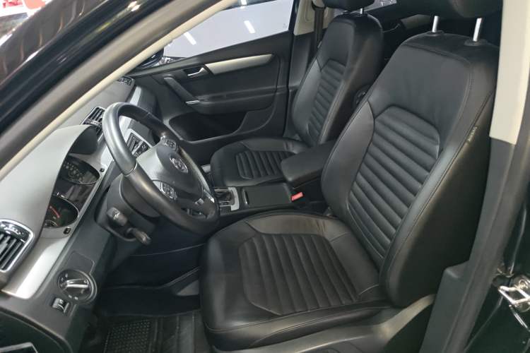 Used Volkswagen Magotan 2016 1.8TSI Smart Enjoyment Leading Model
