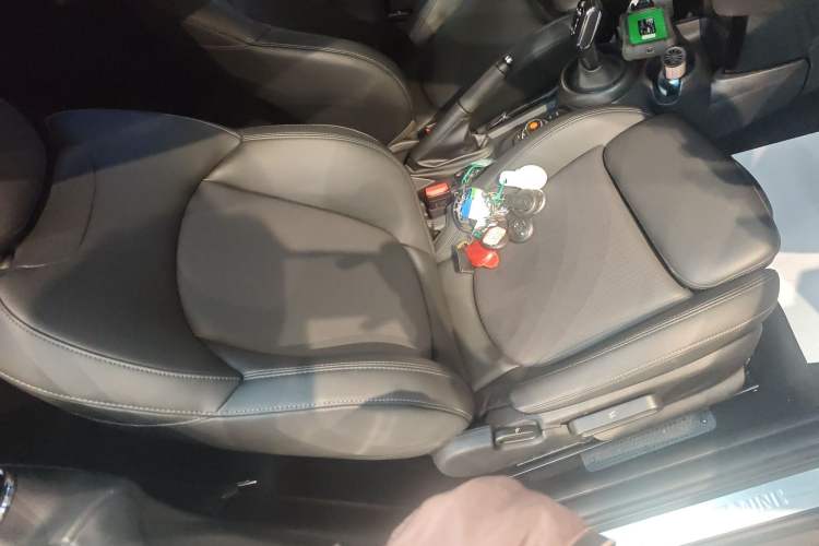 Used  MINI 2021 1.5T COOPER CABRIO Classic Edition
