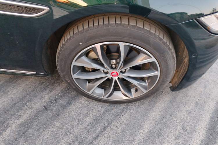 Used Jaguar XFL 2023 XFL 2.0T P250 Two-Wheel-Drive Elite Sport Edition