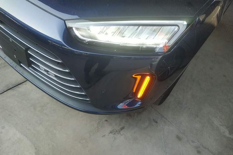 Used Hima AITO M5 2022 Range-Extended Rear-Drive Standard Version
