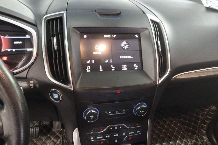 Used Ford Edge 2018 EcoBoost 245 Two-Wheel-Drive Titanium 7-Seater China V Standard
