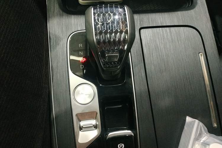 Used GAC Trumpchi GS8 2025 Linghang Series 2.0 TGDI Four-Wheel-Drive Luxury Edition 5 Seats
