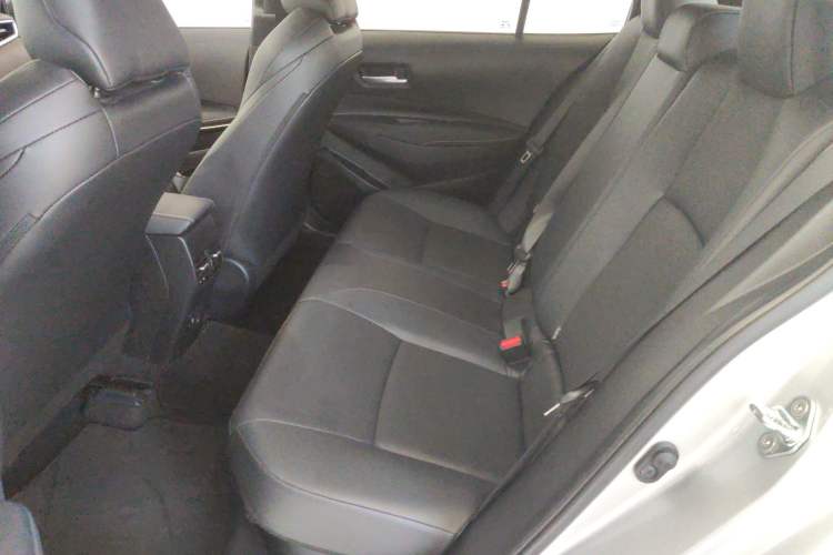 Used Toyota Levin 2022 Dual-Engine 1.8H E-CVT Luxury Edition
