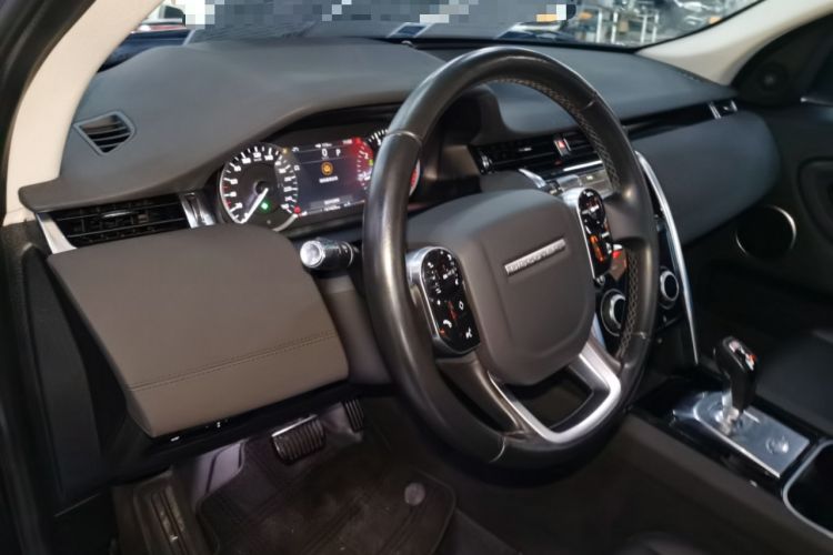 Used Land Rover Discovery Sport 2020 200 PS Family Edition
