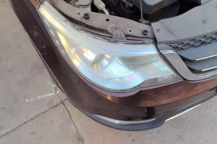 Used Baojun 730 2014 1.5L manual Comfort ESP version 7 seats
