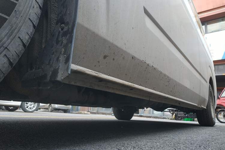 Used Foton Scenic G7 2016 2.0L Commercial Version Long Wheelbase High Roof – 4Q20M
