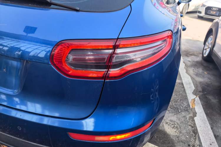 Used Zotye SR9 2017 2.0T Manual "Ultimate Heart" Edition
