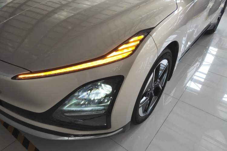 Used Wuling Xingguang 2024 Co-Creation Edition 510 Advanced Model
