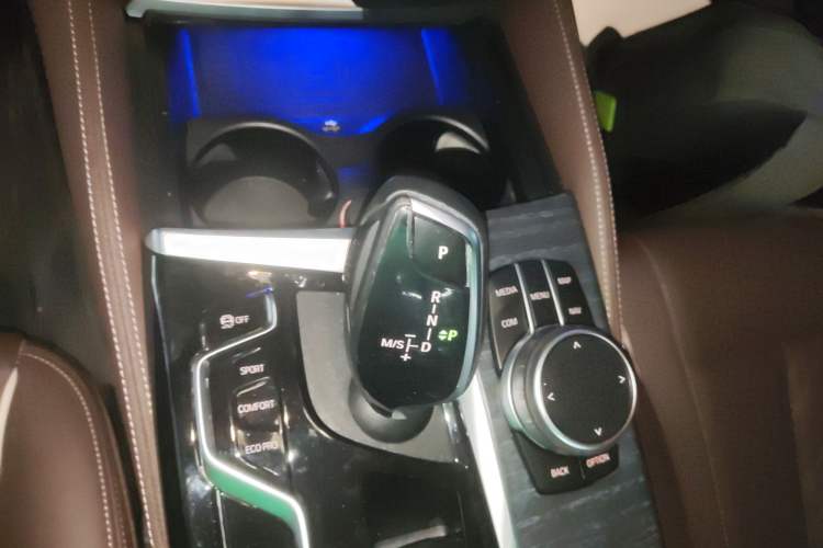 Used BMW 5 Series 2022 Restyled 530Li Leading Edition M Sport Package