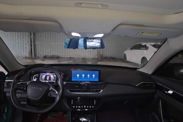 Used Dongfeng Aeolus Yixuan 2020 230T Automatic Dazzle Track Edition