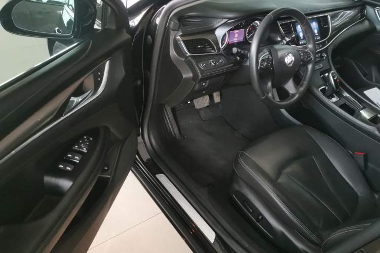 Used Buick LaCrosse 2022 652T Luxury Version
