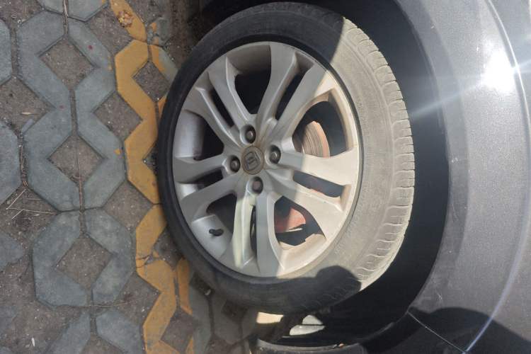 Used Suzuki Liana A6 2015 Sedan 1.4L Manual Happiness Edition