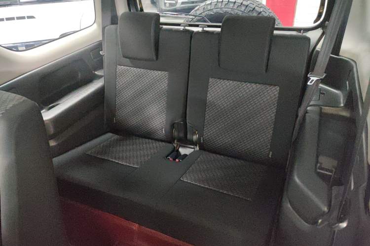 Used Suzuki Jimny 2015 1.3 MT JLX
