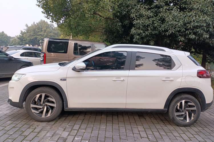 Used Citroen C3-XR 2015 1.6L Automatic Pioneer Model
