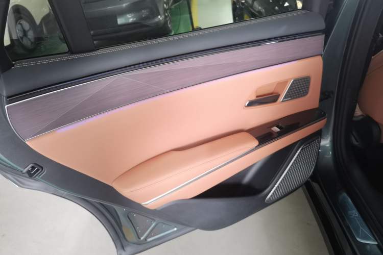 Used BYD Han L 2025 DM-p Four-Wheel-Drive LiDAR Flagship Model
