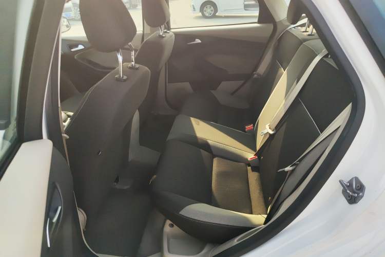 Used Ford Focus 2012 Sedan 1.6L Automatic Comfort Model
