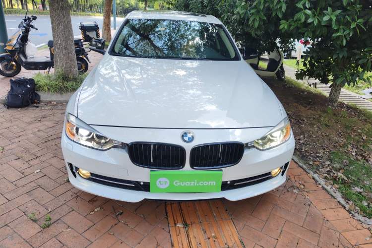 Used BMW 3 Series 2015 320Li Luxury Design Package Premium Edition
