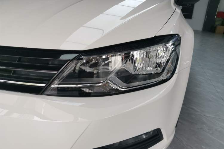 Used Volkswagen Lamando 2018 230TSI DSG Fashion Edition
