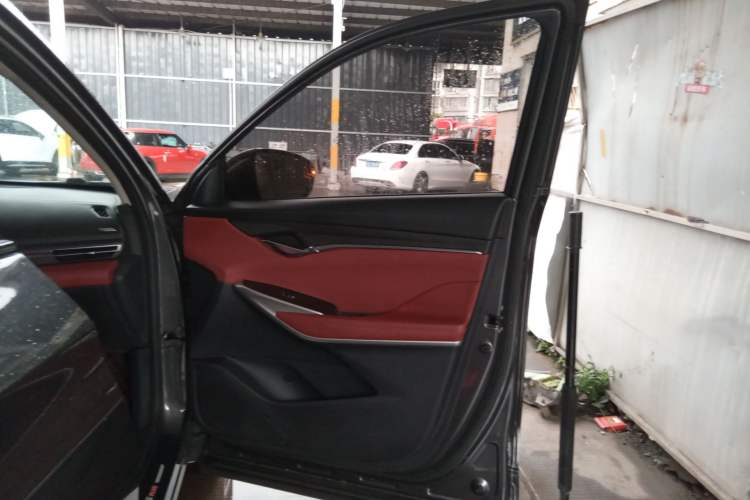 Used Changan CS75 PLUS 2020 1.5T Automatic Luxury Version
