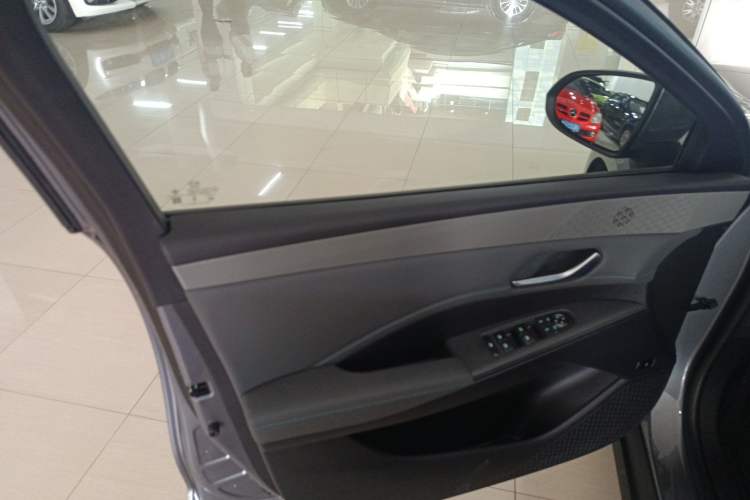 Used BYD Qin PLUS 2025 DM-i Smart Drive 55KM Leading Model
