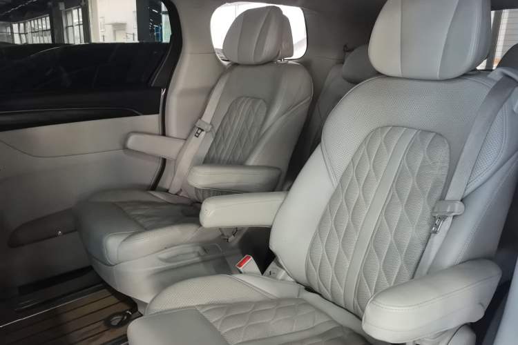 Used Buick GL8 2020 ES Land Cruiser 653T Comfort Edition
