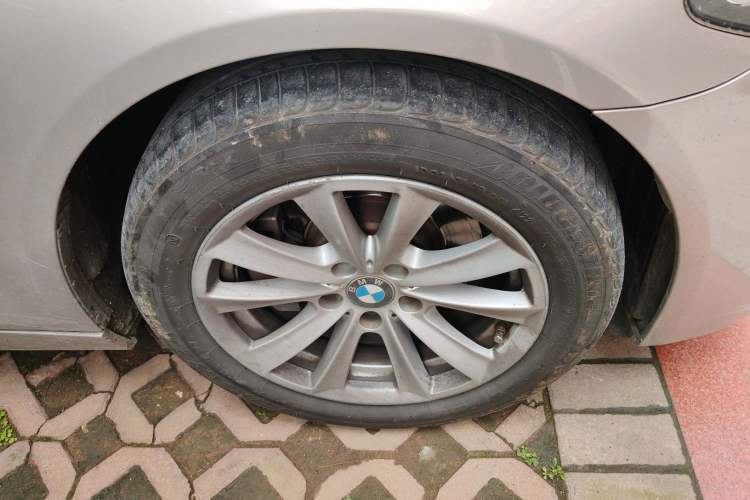 Used BMW 5 Series 2014 520Li Elegant Model