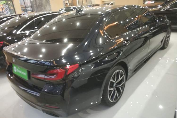 Used BMW 5 Series 2021 530Li Leading Model M Sport Package