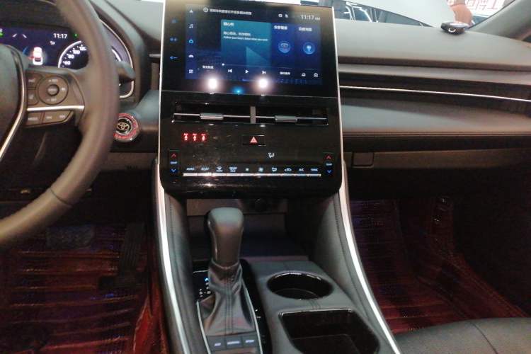 Used Toyota Avalon 2023 Dual-Engine 2.5L Luxury Edition