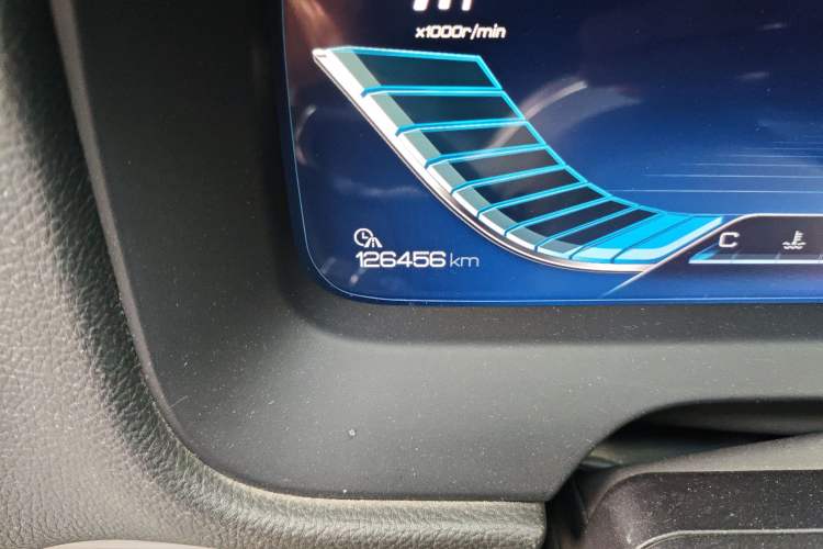 Used BYD Tang 2018 2.0T Automatic SmartConnect Prestige 7-Seater China V Standard