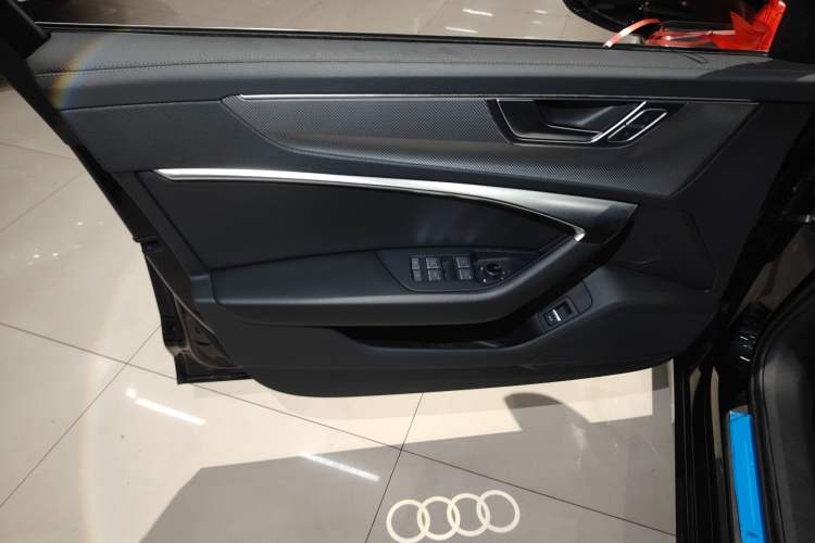 Used Audi A6L 2023 Revised 45 TFSI Prestige Dynamic Edition
