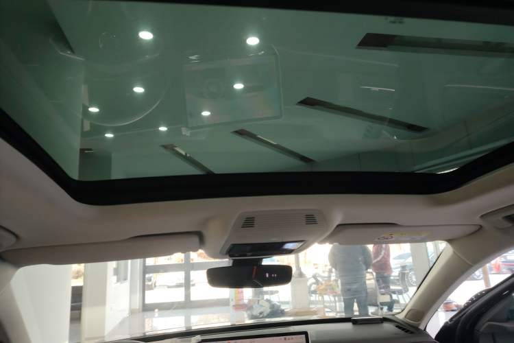 Used Volkswagen Magotan 2024 380TSI DSG Prestige Edition DaMai Package
