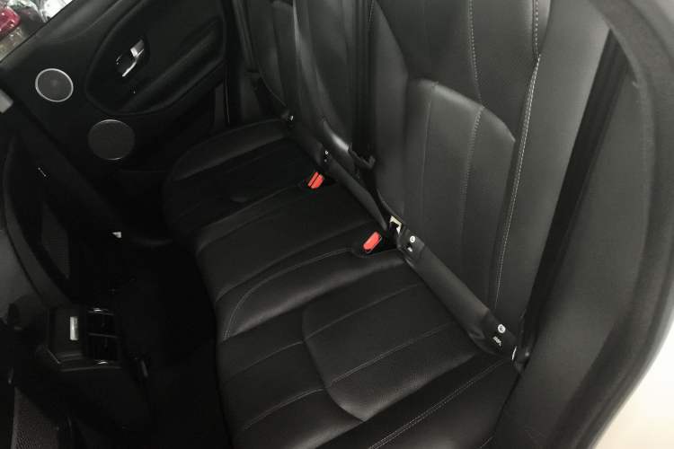 Used Land Rover Range Rover Evoque 2017 2.0T SE PLUS Smart Enjoyment Edition
