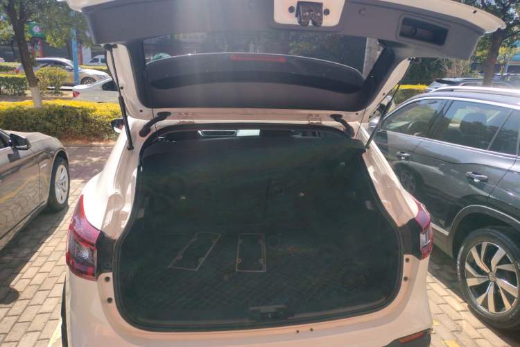 Used Nissan Qashqai 2023 Classic 2.0L CVT XV Comfort Edition
