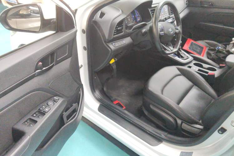 Used Hyundai Elantra (6th Generation / Lingdong) 2019 1.4T Dual-Clutch Xuan Dong · Dynamic Model
