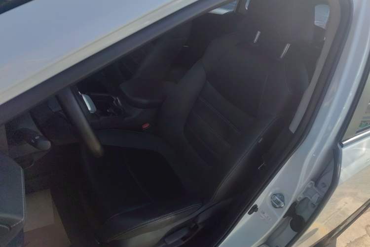 Used Toyota RAV4 2023 2.0L CVT Two-Wheel Drive Urban Edition
