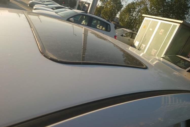 Used Hyundai Elantra 2016 1.6L Manual Prestige Edition
