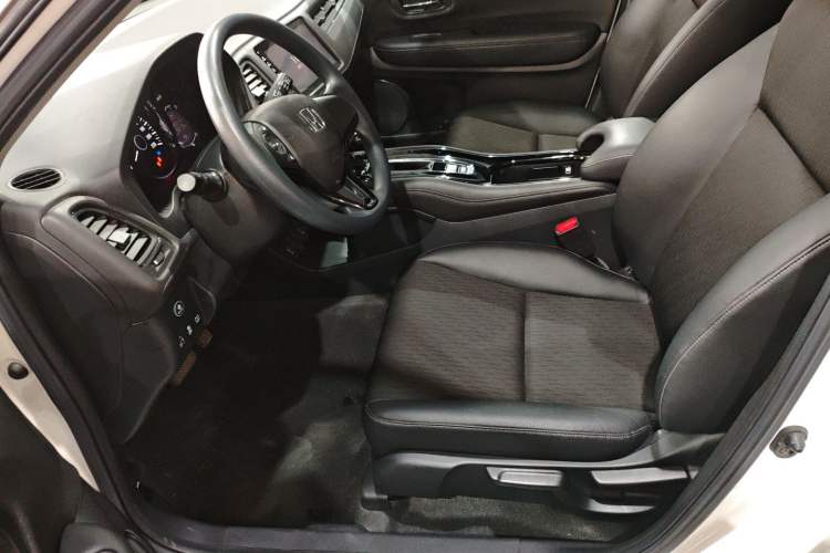 Used Honda Vezel 2020 1.5L CVT Pioneer Edition
